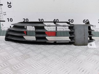 Заглушка (решетка) в бампер Volkswagen Passat 2000-2005, универсал, 3B0853665H