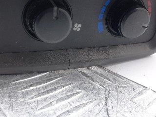 Блок управления печки/климат-контроля, ориг. номер MR958005, Mitsubishi Pajero 1997-2004