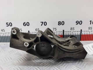 Кронштейн компрессора кондиционера, ориг. номер 55562863, Opel Insignia 2008-2013