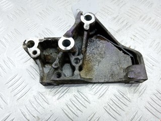 Кронштейн двигателя Volvo V70 2000-2004, бензин, 9180996