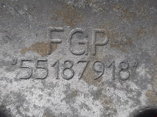 Крепление ТНВД, ориг. номер 55187918, 55196092, Opel Vectra 2005-2008