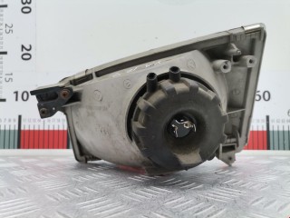 Фара правая, ориг. номер DC2051030C, Mazda Demio 1996-1999