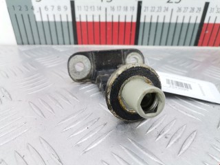 Петля крышки багажника, ориг. номер LR083493, Land Rover Discovery 2004-2009