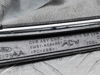 Чехол рычага КПП, ориг. номер 4M51A045B79EGW, Ford Focus 2004-2008