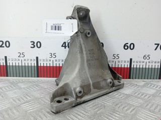 Кронштейн двигателя, ориг. номер 8D0199308F, 8D0199306G, Volkswagen Passat 1988-1997