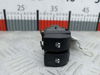 Блок управления стеклоподъемниками Renault Clio 1998-2002, 8200060045