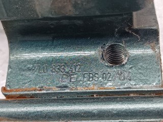 Петля двери задней правой, ориг. номер 7L0833412A, Volkswagen Touareg 2002-2007
