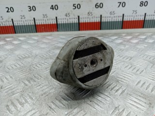 Подушка крепления КПП Audi A4 1994-1999, АКПП