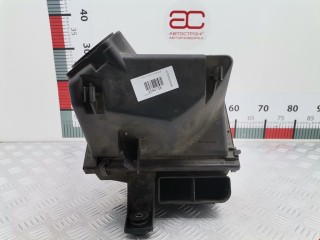 Корпус воздушного фильтра Audi A6 2001-2005, бензин