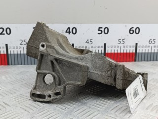 Кронштейн компрессора кондиционера, ориг. номер 06B260885A, 06B260885, Volkswagen Passat 1996-2001