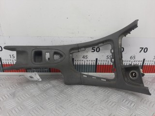 Накладка декоративная Renault Laguna 1998-2001, хетчбэк 5 дв., левый руль, 8200025900