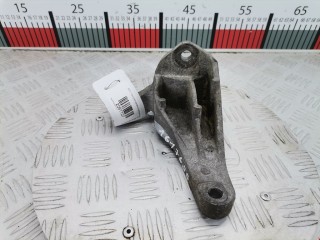 Кронштейн двигателя, ориг. номер 1367040, Ford Focus 2004-2008
