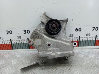 Кронштейн двигателя Opel Signum 2005-2008, дизель, 55210530