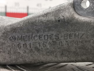 Кронштейн генератора, ориг. номер A6011550395, Mercedes Vito W638 1996-2003