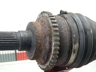 Полуось передняя правая (приводной вал, ШРУС), ориг. номер FA612550XA, Mazda 323 1998-2001