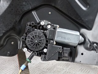 Стеклоподъемник передний левый, ориг. номер 4D0837461A, 4A0837397A, Audi A8 1999-2002