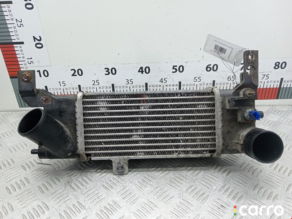 Интеркулер Mazda 323 1998-2001, МКПП, RF4P13565A, фото 1