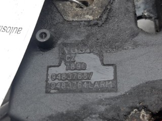 Замок капота, ориг. номер 9483765, 31218474, Volvo V70 2000-2004