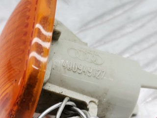 Повторитель передний левый, ориг. номер 4D0949127B, Skoda Octavia 1996-2000