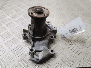Помпа Mitsubishi Colt 1995-2003, МКПП, MD323372