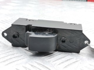 Кнопка стеклоподъемника Mitsubishi Lancer 2003-2010, универсал, левый руль, MR587880