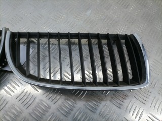 Решетка радиатора, ориг. номер 22405910, 51137120007, BMW 3 E90/E91/E92/E93 2004-2008