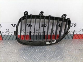 Решетка радиатора, ориг. номер 51137027062, BMW 5 E60/E61 2002-2007
