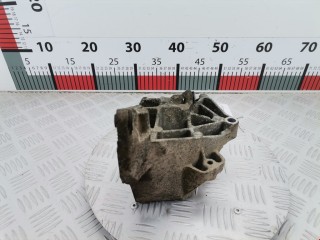 Кронштейн компрессора кондиционера, Land Rover Discovery 2004-2009