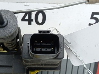 Замок двери задней правой, ориг. номер 8650554, Volvo S80 1998-2003