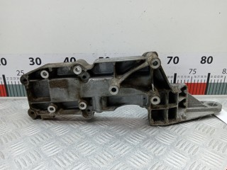 Кронштейн генератора, ориг. номер 30757168, 8642196, Volvo S80 1998-2003