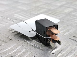Реле (прочие), ориг. номер MB953382, V23075E1001X1, Mitsubishi Colt 2002-2012