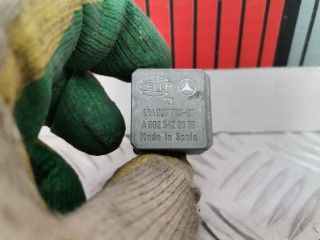 Реле (прочие), ориг. номер A0025422619, 4RA00779307, Mercedes Vito W639 2003-2010