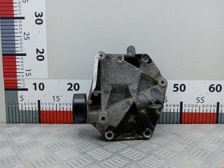 Кронштейн компрессора кондиционера Opel Zafira 2005-2008, МКПП, 55210423