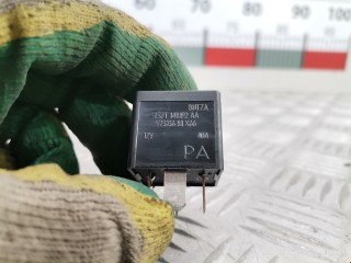 Реле (прочие), ориг. номер 1425752, V23136B1X66, Land Rover Discovery 2004-2009