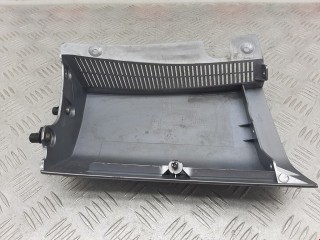 Ус под фонарь правый, ориг. номер 13130028, 13130030, Opel Meriva 2002-2006