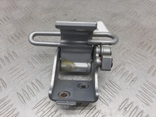 Петля двери передней левой Audi A8 1994-1999, 4D0831411