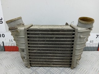 Интеркулер Audi TT 1998-2003, МКПП, 8L9145805H