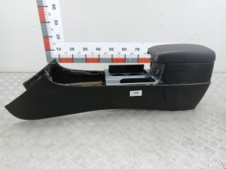 Подлокотник, ориг. номер GJ6A64450B, Mazda 6 2002-2005
