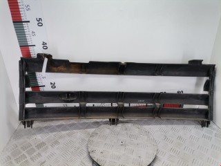 Решетка радиатора, ориг. номер DHB000041LPO, 51137009910, Land Rover Range Rover 1994-2002