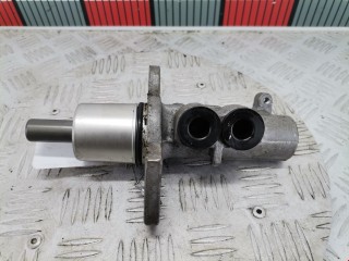 Цилиндр тормозной главный Audi A4 1994-1999, 4B3612105