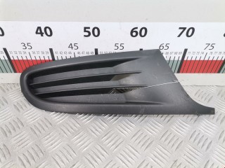 Заглушка (решетка) в бампер Volkswagen Golf 2003-2009, хетчбэк 5 дв., 5K0853666A