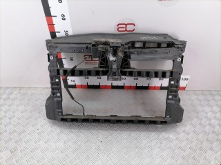 Передняя панель крепления облицовки (телевизор), ориг. номер 5K0805588E, Volkswagen Golf 2003-2009