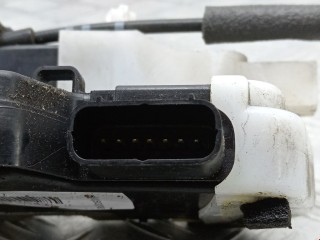 Замок двери передней правой, ориг. номер 813202Y020, Hyundai ix35 2009-2013
