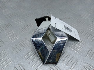 Кнопка открытия багажника Renault Megane 1999-2003, хетчбэк 5 дв., 8200076256