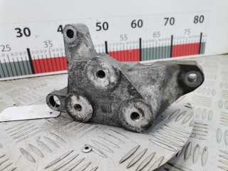 Кронштейн Opel Vectra 1999-2002, седан, 9156991
