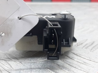 Электропривод запирания лючка топливного бака, ориг. номер 1T0810773A, Volkswagen Touran 2006-2010