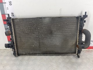 Радиатор (основной) Opel Zafira 2005-2008, МКПП, 13145211