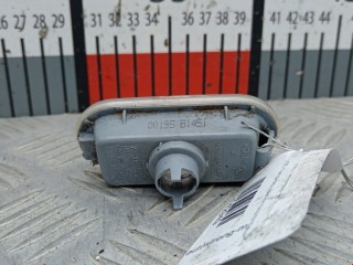 Повторитель передний правый, ориг. номер 3B0949117B, 1J5949117A, Volkswagen Polo 1999-2001