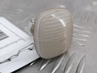 Повторитель передний правый, ориг. номер 4D0949127B, Audi A3 1996-2000