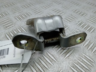Петля двери передней правой, ориг. номер DX5058240A, Mazda Demio 1996-1999